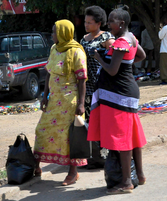 Melanie Heinrich - Travel Images - Nairobi Kenya -Arusha, Tanzania